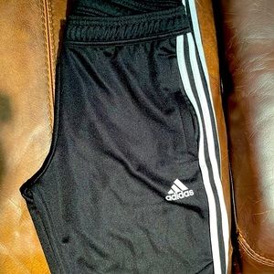 Adidas 3-Stripe; Medium